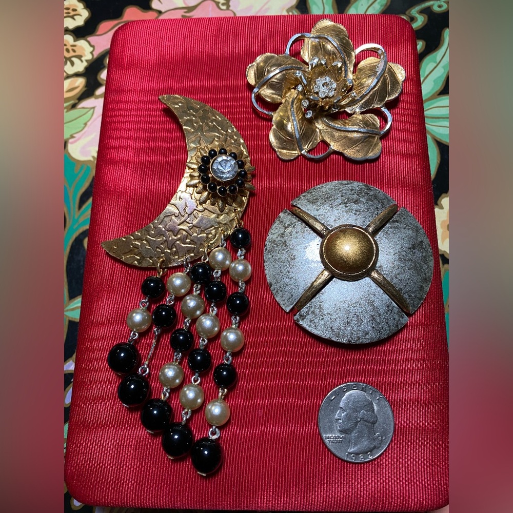 Vintage Brooches - Picture 4 of 5